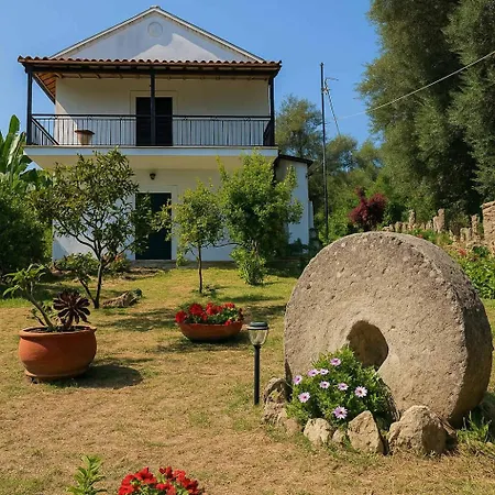 Casa de Férias Corfu's Calm Oasis - Serene Retreat Kouspades