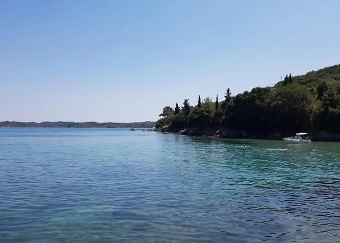 Corfu's Calm Oasis - Serene Retreat Kouspádhes